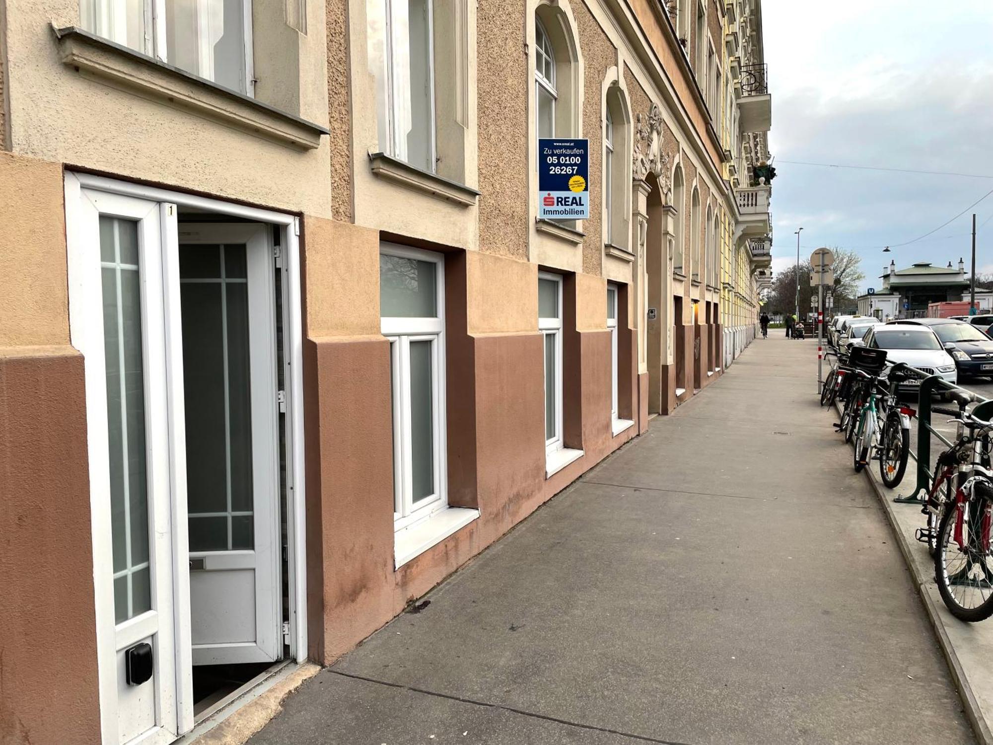 Bahira Schoenbrunn * Wien